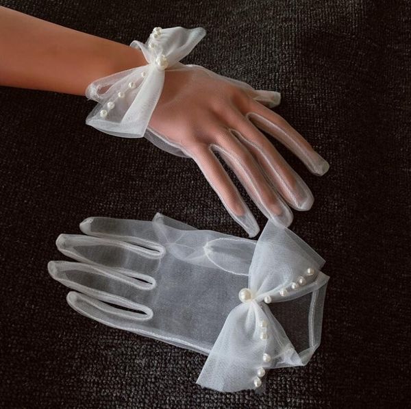 women' transparent elegant pearl beaded white mesh glove female sunscreen vintage short lace bow driving glove r3068, Blue;gray
women' transparent elegant pearl beaded white mesh glove female sunscreen vintage short lace bow driving glove r3068, Blue;gray