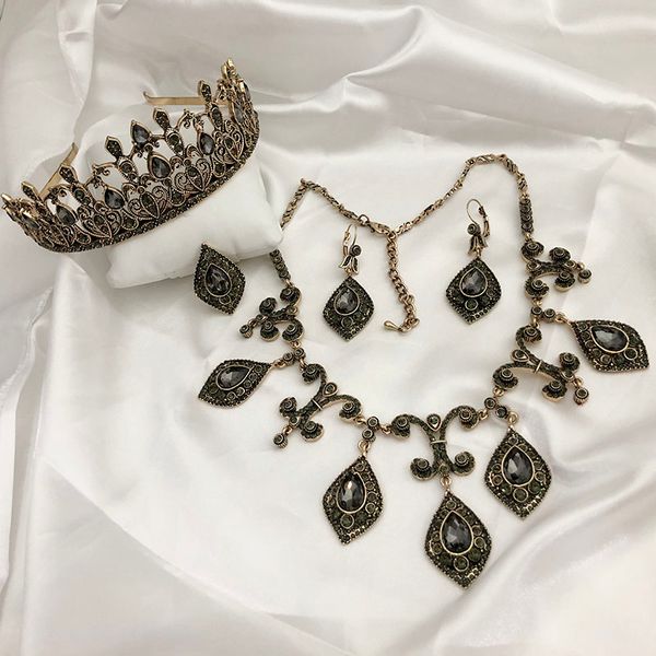 turkish royal wedding jewelry set in gold necklace/earrings/ring/bracelet full set for women fashion european/dubai jewelry sets, Silver
turkish royal wedding jewelry set in gold necklace/earrings/ring/bracelet full set for women fashion european/dubai jewelry sets, Silver