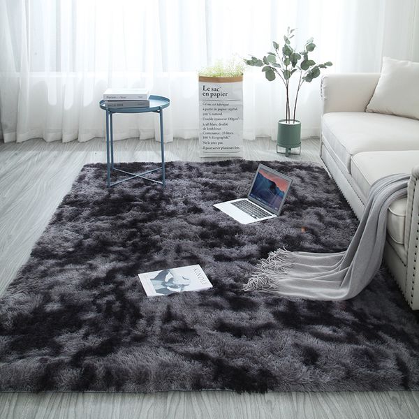 european long hair fashion bedroom carpet bay window bedside mat washable personality carpet gradient color living room rug
european long hair fashion bedroom carpet bay window bedside mat washable personality carpet gradient color living room rug