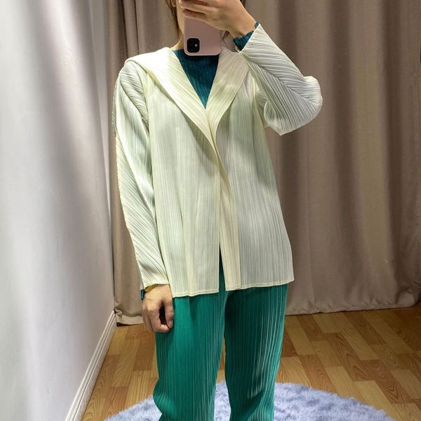 women's spring lapel hooded jacket miyak fold fashion solid color wild loose thin long-sleeved cardigan jacket tide coat 7789885, Black;brown
women's spring lapel hooded jacket miyak fold fashion solid color wild loose thin long-sleeved cardigan jacket tide coat 7789885, Black;brown