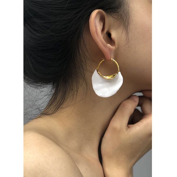 european and american catwalk fashion retro exaggerated anna jill same earrings female personality geometric exaggerated big earrings, Golden;silver
european and american catwalk fashion retro exaggerated anna jill same earrings female personality geometric exaggerated big earrings, Golden;silver