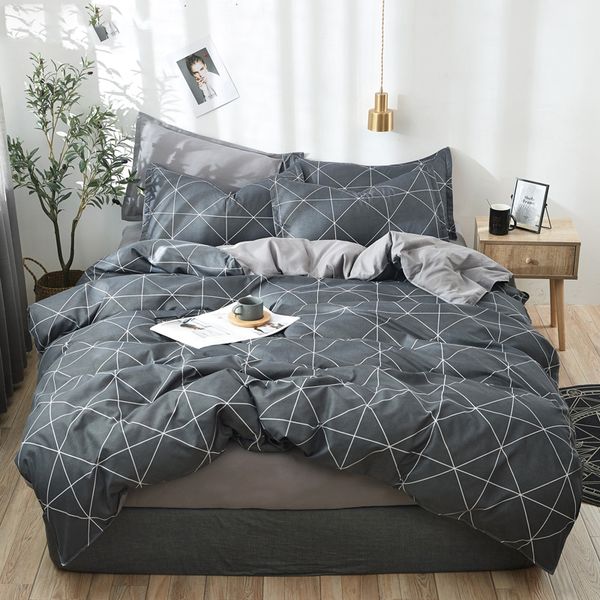 2020 new bedding set classic 4pcs/set bed linen duvet cover set side bed sheet set pillowcase cover
2020 new bedding set classic 4pcs/set bed linen duvet cover set side bed sheet set pillowcase cover
