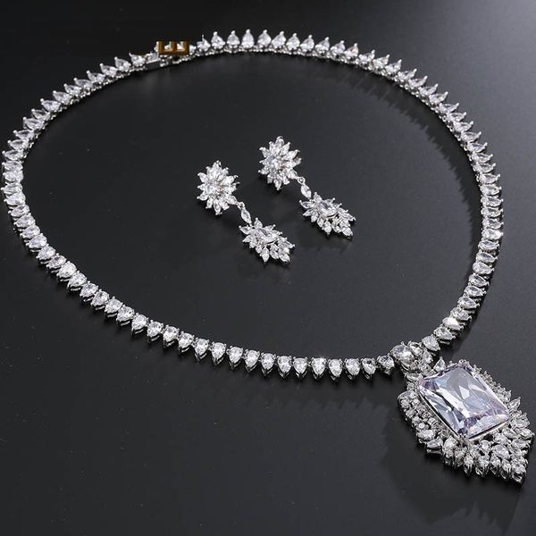sederyla женщины luxury bridal полный комплект ювелирных изделий кубического циркония серьги ожерелья для новобрачных dairy партии, Silver
sederyla женщины luxury bridal полный комплект ювелирных изделий кубического циркония серьги ожерелья для новобрачных dairy партии, Silver
