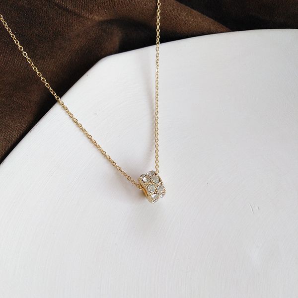 ins japanese korean cool girl's light luxury diamond set choker elegant ladies' lasting appeal versatile street snap choker stud, Black
ins japanese korean cool girl's light luxury diamond set choker elegant ladies' lasting appeal versatile street snap choker stud, Black