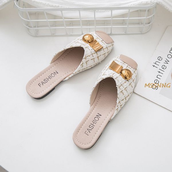 2020 summer new women's slippers fashion metal decoration colth flat ladies mules light elegant square toe women's slippers, Black
2020 summer new women's slippers fashion metal decoration colth flat ladies mules light elegant square toe women's slippers, Black