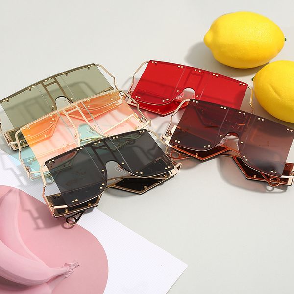 women oversized square rihanna sunglasses alloy frame shade for woman trending ladies glasses uv400 oculos de sol feminino 2096 ch01, Blue
women oversized square rihanna sunglasses alloy frame shade for woman trending ladies glasses uv400 oculos de sol feminino 2096 ch01, Blue