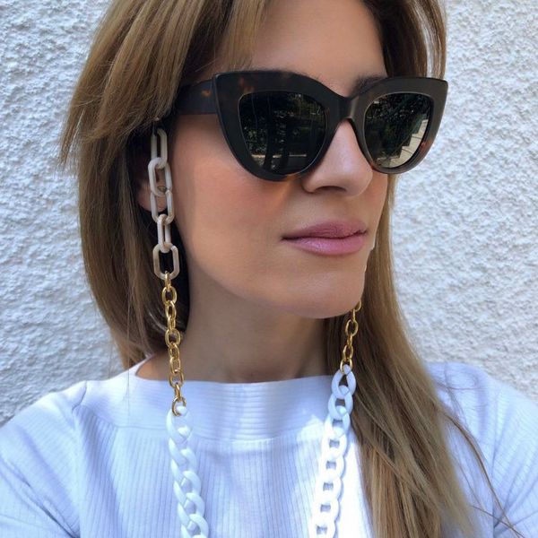 white acrylic eyeglasses chain women metal reading glasses hanging chain largand glasses eyeglasse strap spectacles holder, Silver
white acrylic eyeglasses chain women metal reading glasses hanging chain largand glasses eyeglasse strap spectacles holder, Silver