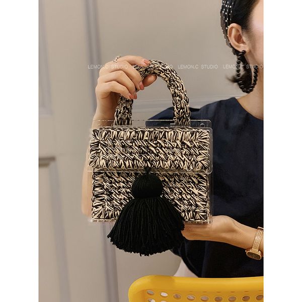 новые 2020 handmade шерсть tote сумки урожай ретро chic ткани акриловые верхняя ручка сумки качества сумки на ремне
новые 2020 handmade шерсть tote сумки урожай ретро chic ткани акриловые верхняя ручка сумки качества сумки на ремне