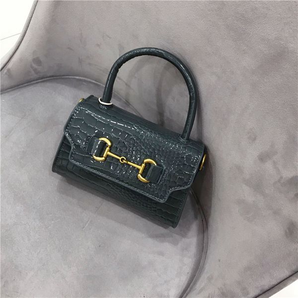 крокодил pattern ручная сумка женщины камень шаблон totes новый модный сумка sequined конверт
крокодил pattern ручная сумка женщины камень шаблон totes новый модный сумка sequined конверт