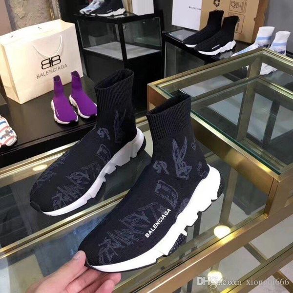 2020 men's and women's fashion casual sports shoes, high-end socks shoes, selling coupleag, Red;white
2020 men's and women's fashion casual sports shoes, high-end socks shoes, selling coupleag, Red;white