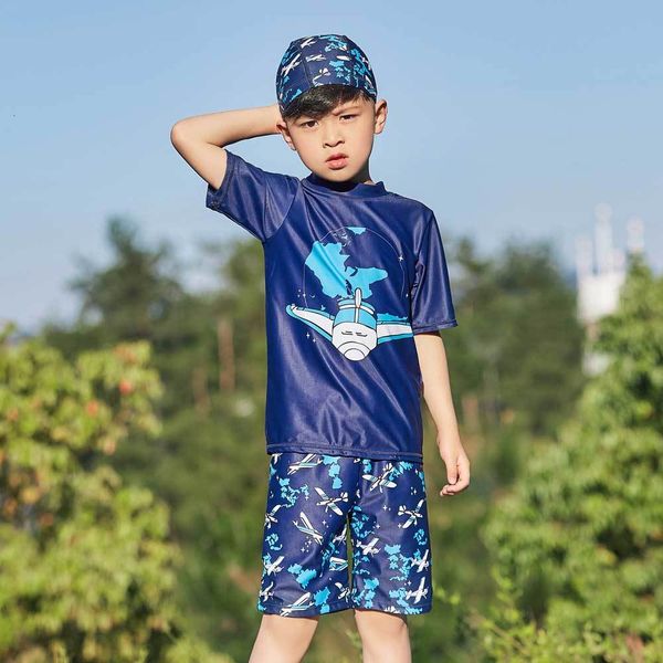 boys two piece swimsuits short sleeve rash guard shirt with trunks bottom bathing suits with swim cap for kids swimwear
boys two piece swimsuits short sleeve rash guard shirt with trunks bottom bathing suits with swim cap for kids swimwear