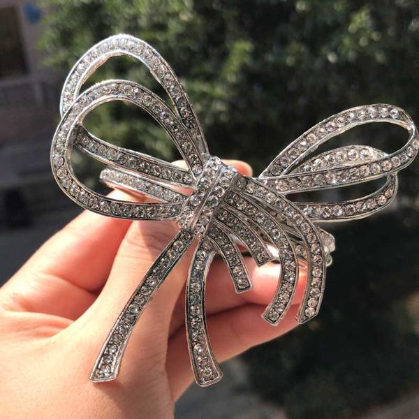 new luxury shinny wedding full crystal bracelets women charm shining rhinestone open cuff bracelets bangles jewelry accessory, Black
new luxury shinny wedding full crystal bracelets women charm shining rhinestone open cuff bracelets bangles jewelry accessory, Black