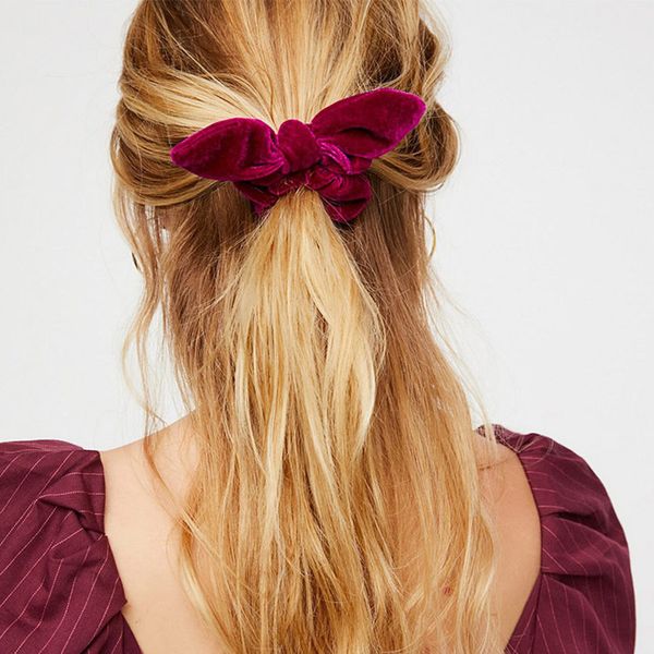 12pcs 12 color bunny ear velvet scrunchies knot bow elastic hair band girls hair rope ponytail holder hair tie bracelet, Pink
12pcs 12 color bunny ear velvet scrunchies knot bow elastic hair band girls hair rope ponytail holder hair tie bracelet, Pink