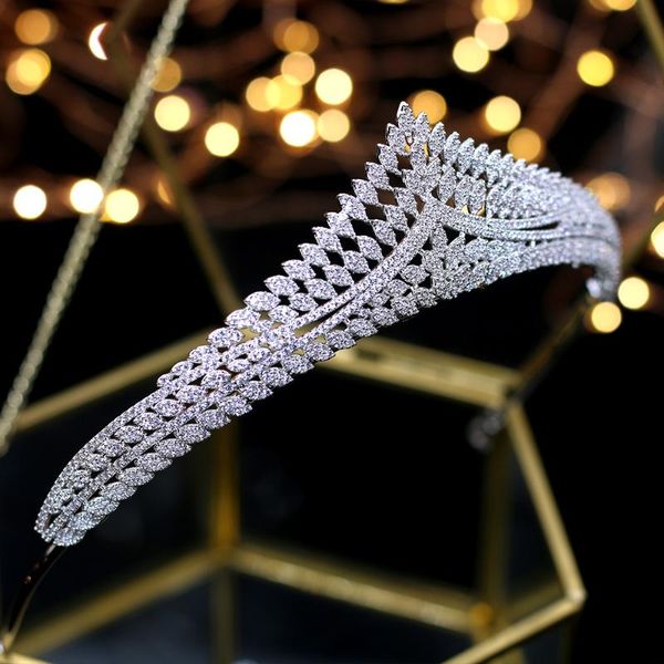 elegant brides tiaras crowns full zircon brides headpieces sparkling plated crystal wedding hair accessorie, Golden;silver
elegant brides tiaras crowns full zircon brides headpieces sparkling plated crystal wedding hair accessorie, Golden;silver