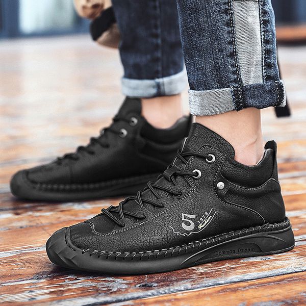 autumn and winter shoes men british casual leather snow boots high-handmade men's shoes outdoor walking
autumn and winter shoes men british casual leather snow boots high-handmade men's shoes outdoor walking