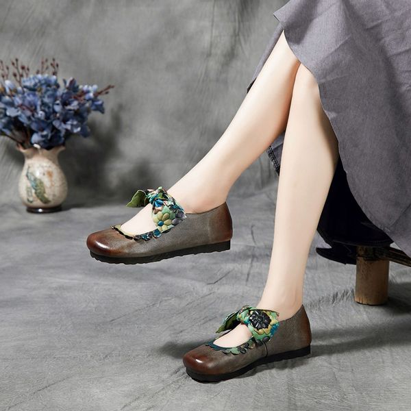 2020 women flowers flat shoes genuine leather casual slip on retro driving shoes everyday soft-soled comfortable, Black
2020 women flowers flat shoes genuine leather casual slip on retro driving shoes everyday soft-soled comfortable, Black