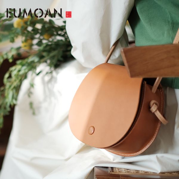 eumoan popular cowhide bag, female retro stiletto bag, women's handmade leather saddle bag
eumoan popular cowhide bag, female retro stiletto bag, women's handmade leather saddle bag