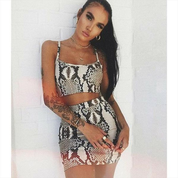 мода дамы snake печать два piece set streetwear лета женщин без рукавов бинты crop top юбка набор party club 2 шт комплект, Gray
мода дамы snake печать два piece set streetwear лета женщин без рукавов бинты crop top юбка набор party club 2 шт комплект, Gray