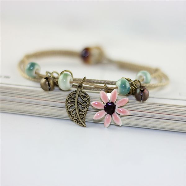 1pcs new fashion women's flower leaf ceramic hand made diy bracelets artware retro bracelet for woman girl gift jewelery, Red;blue
1pcs new fashion women's flower leaf ceramic hand made diy bracelets artware retro bracelet for woman girl gift jewelery, Red;blue