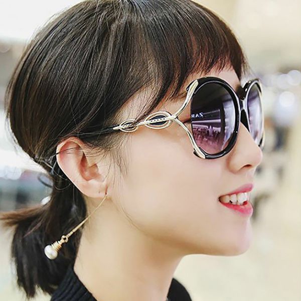 sunglasses 2021 fashion big frame women luxury sun glasses for travel classic vintage ladies gafas, White;black
sunglasses 2021 fashion big frame women luxury sun glasses for travel classic vintage ladies gafas, White;black