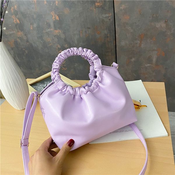 women's bag 2020 new small bag summer popular korean version of the wild one-shoulder messenger ins fashion bucket
women's bag 2020 new small bag summer popular korean version of the wild one-shoulder messenger ins fashion bucket
