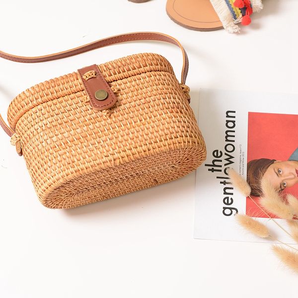 ротанг-бич корзина сумка ретро ручной соломы crossbody мешок pu ремешок box форма малый сумка
ротанг-бич корзина сумка ретро ручной соломы crossbody мешок pu ремешок box форма малый сумка