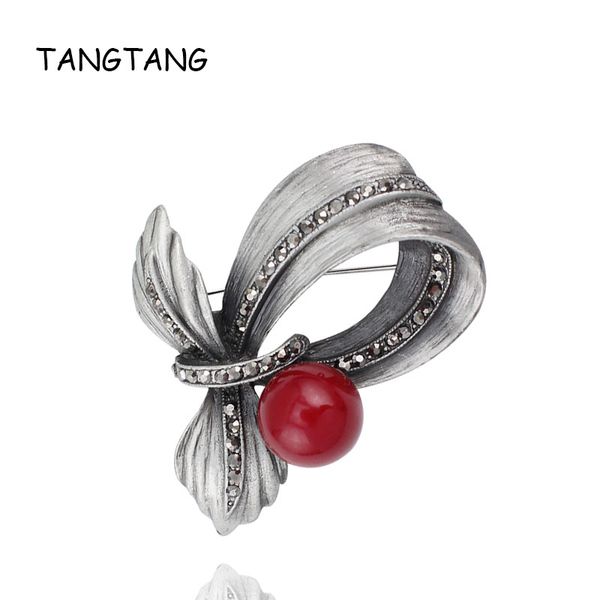 new black personality charming tin alloy brooch with red natual stone / gray simulated pearl rhinestone pin, item no.: bh7927
new black personality charming tin alloy brooch with red natual stone / gray simulated pearl rhinestone pin, item no.: bh7927