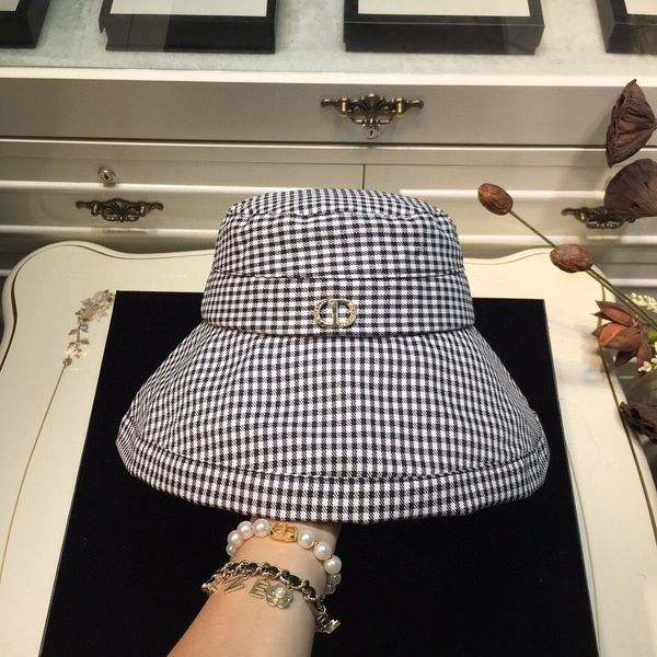 houndstooth autumn and winter fisherman hat baseball cap hat ladies double-sided fisherman hat scarf silk turban 2020 new
houndstooth autumn and winter fisherman hat baseball cap hat ladies double-sided fisherman hat scarf silk turban 2020 new