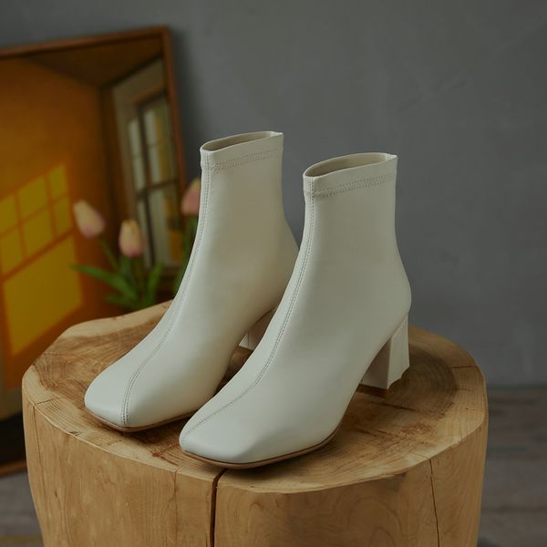 new fashion genuine leather women ankle boots female square toe thick high heels shoes winter party shoes woman, Black
new fashion genuine leather women ankle boots female square toe thick high heels shoes winter party shoes woman, Black