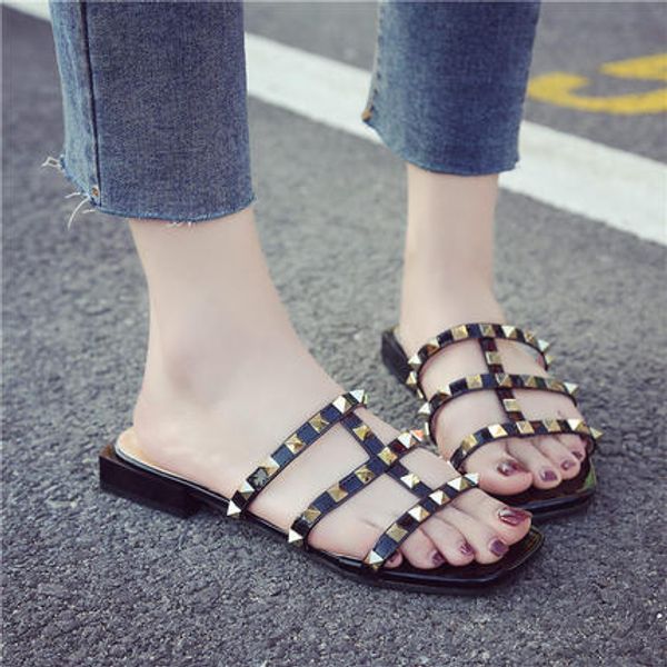 2020 new korean version of the wild open toe square with rivet word cool drag students roman sandals, Black
2020 new korean version of the wild open toe square with rivet word cool drag students roman sandals, Black