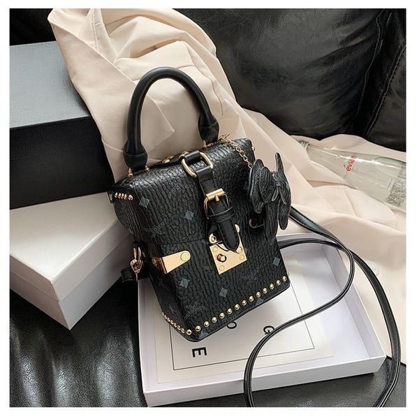 bags women's ins printed box french internet celebrity small square small square mobile phone messenger women's 2020bags mobile ph 
bags women's ins printed box french internet celebrity small square small square mobile phone messenger women's 2020bags mobile ph