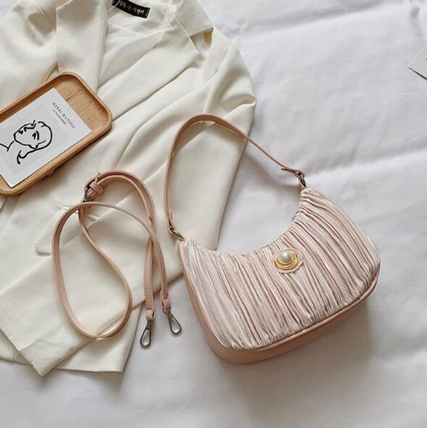 2020 fashion pleated women underarm bag lady shoulder bags baguette handbags summer bag
2020 fashion pleated women underarm bag lady shoulder bags baguette handbags summer bag