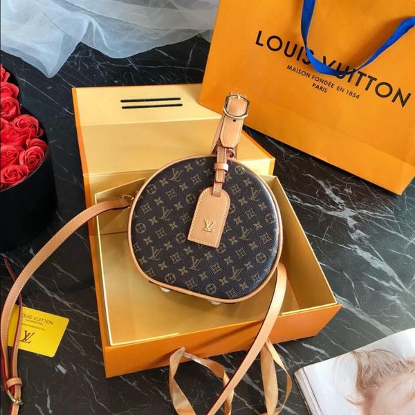 tramp shoulder bag, ladies chest bag, ladies handbag chain handbag, presbyterian purse, messenger bag, ladies handbag, handbag wholesale