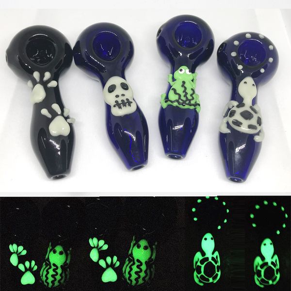 Светящиеся в темноте Трубки курительные Turtle масляная горелка 4" Glass Pipe Luminous Frog Tortoise щенок Ноги Череп Halloween Ложка Tobacco рук Pipe01
Светящиеся в темноте Трубки курительные Turtle масляная горелка 4" Glass Pipe Luminous Frog Tortoise щенок Ноги Череп Halloween Ложка Tobacco рук Pipe01