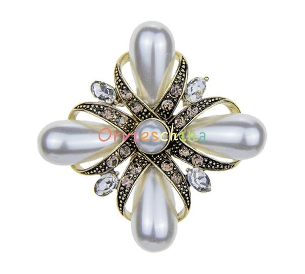 2020 designer brooch new retro small fragrant style ladies cross baroque pearl brooch clothing accessories coat69, Gray
2020 designer brooch new retro small fragrant style ladies cross baroque pearl brooch clothing accessories coat69, Gray