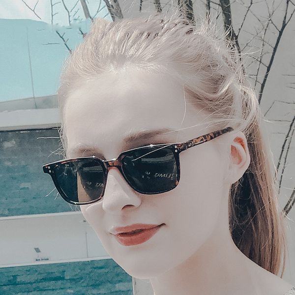 ultra light polarized sunglasses men/women fashion uv protection male/female sun glasses dust goggles/eyewear/shades, White;black
ultra light polarized sunglasses men/women fashion uv protection male/female sun glasses dust goggles/eyewear/shades, White;black