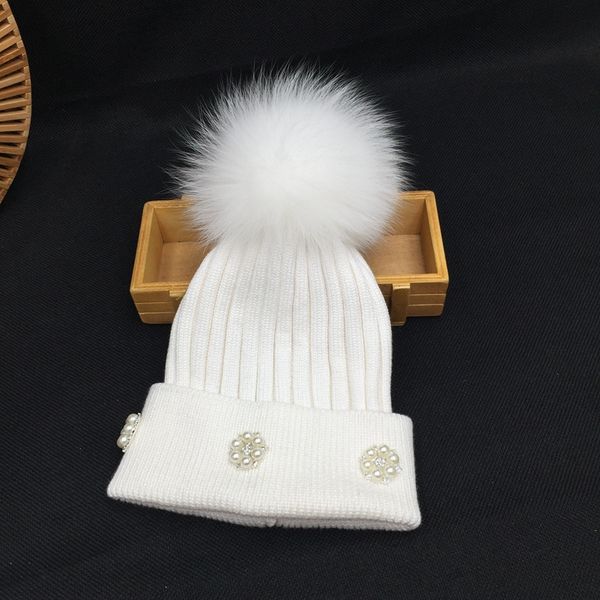 snow - white wool cap melting reduction of age really mao qiu qiu dong female outdoor cycling warm warm hat, Blue;gray
snow - white wool cap melting reduction of age really mao qiu qiu dong female outdoor cycling warm warm hat, Blue;gray