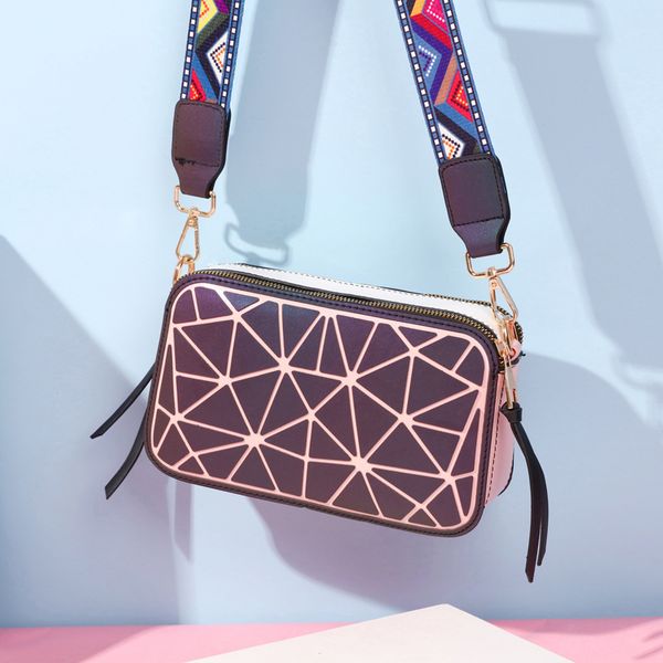 reflective stripe crossbody bags for women 2020 new fashion wide strape shoulder messenger bag tassel pliad womens flap jd05211
reflective stripe crossbody bags for women 2020 new fashion wide strape shoulder messenger bag tassel pliad womens flap jd05211