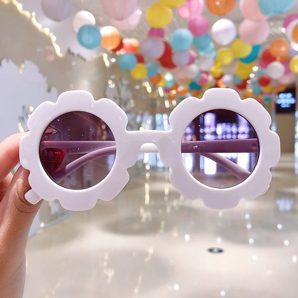 ins flower sunglasses vintage kids sun glasses round uv400 girls floral sunglasses children boys party new arrival 2020, White;black
ins flower sunglasses vintage kids sun glasses round uv400 girls floral sunglasses children boys party new arrival 2020, White;black