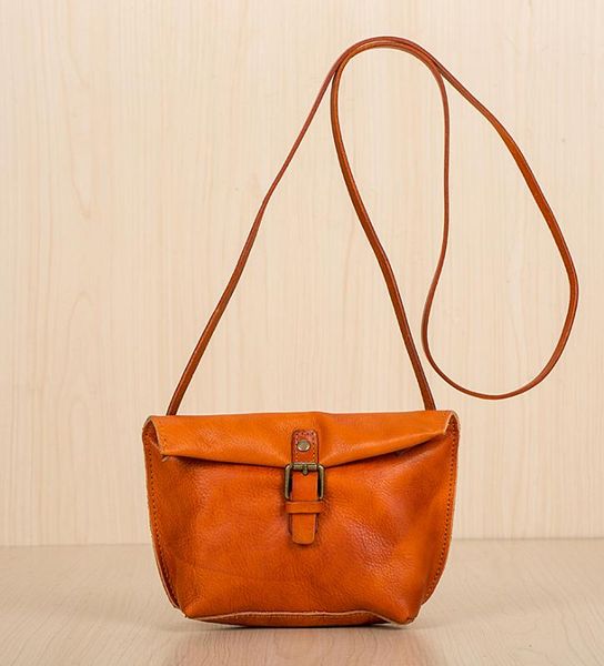 luxury vintage натуральная кожа завод загорелая кожа посланника сумки дизайнерские crossbody сумки женские кошельки и сумки
luxury vintage натуральная кожа завод загорелая кожа посланника сумки дизайнерские crossbody сумки женские кошельки и сумки