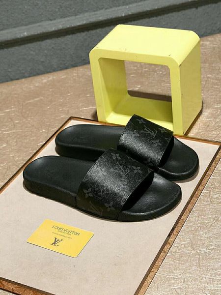 luxury designer men's women's summer sandals beach slide luxury slippers women designer shoes leather 36-46-2, Black
luxury designer men's women's summer sandals beach slide luxury slippers women designer shoes leather 36-46-2, Black