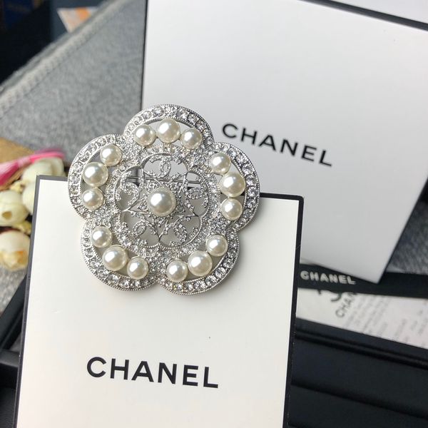 brand designer brooches stylish alloy bow brooch crystal brooch pins women clothing suits accessories letter brooches jewelry xx128, Gray
brand designer brooches stylish alloy bow brooch crystal brooch pins women clothing suits accessories letter brooches jewelry xx128, Gray