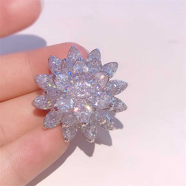 beautiful elegant zircon lotus flower brooches for women girl yoga jewelry luxury wedding pins luxury lotus blossom broches, Gray
beautiful elegant zircon lotus flower brooches for women girl yoga jewelry luxury wedding pins luxury lotus blossom broches, Gray