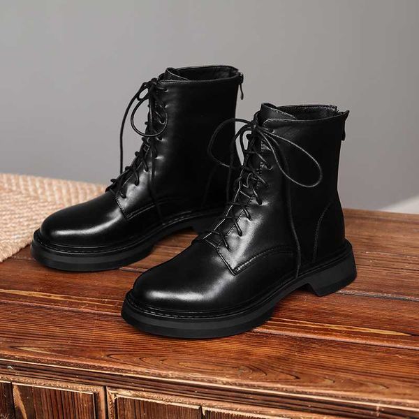 2021 platform round toe shoes woman genuine leather cross tied thick low heels ankle boots winter casual ladies boots, Black
2021 platform round toe shoes woman genuine leather cross tied thick low heels ankle boots winter casual ladies boots, Black