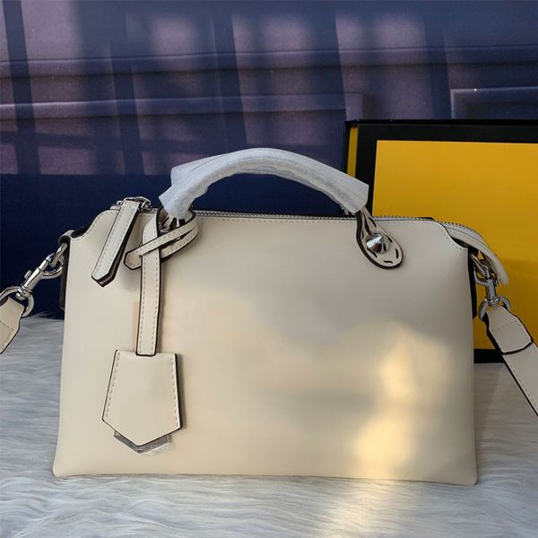 large classic fashion women handbags purses new arrival genuine real leather handbag ladies hand bags
large classic fashion women handbags purses new arrival genuine real leather handbag ladies hand bags