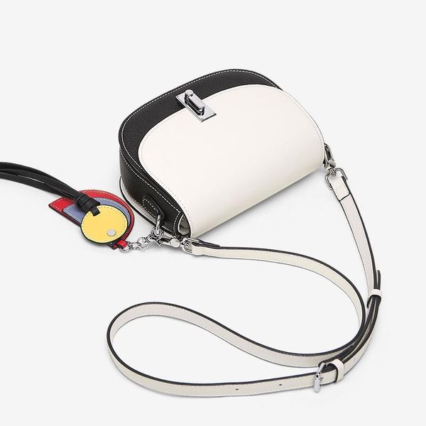 messenger bag for women fashion crossbody shoulder bags 2021 flap lady handbags cross body
messenger bag for women fashion crossbody shoulder bags 2021 flap lady handbags cross body