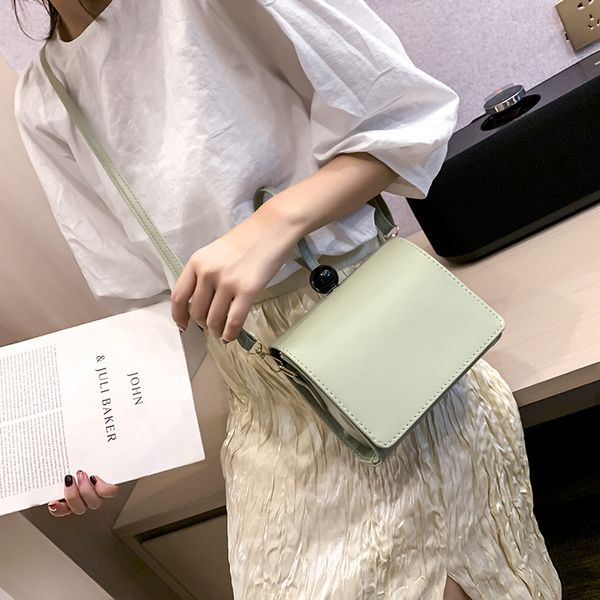 summer 2020 new korean trendy fashionable simple cover pu zipper shoulder messenger bag small square bag
summer 2020 new korean trendy fashionable simple cover pu zipper shoulder messenger bag small square bag