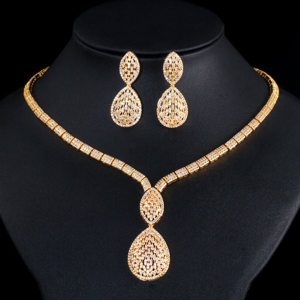 2020 new fashion vintage shinning cz zircon golden necklace earring set wedding party birthday jewelry ing, Silver
2020 new fashion vintage shinning cz zircon golden necklace earring set wedding party birthday jewelry ing, Silver