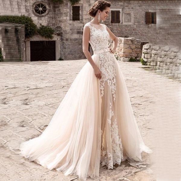 long mermaid lace wedding dresses 2020 with tulle detachable train for bride vestido de noiva ball gown c0927, White;black
long mermaid lace wedding dresses 2020 with tulle detachable train for bride vestido de noiva ball gown c0927, White;black
