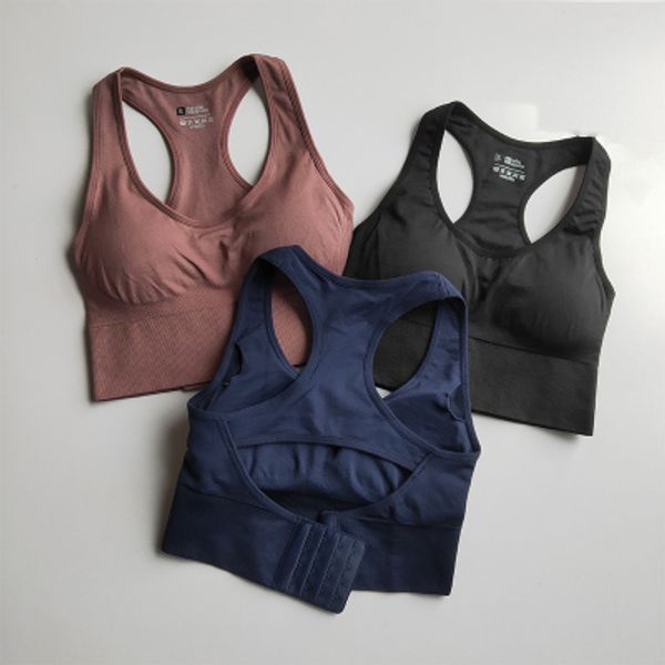 women shockproof padded athletic gym running seamless fitness yoga vest sport bra, White;black
women shockproof padded athletic gym running seamless fitness yoga vest sport bra, White;black
